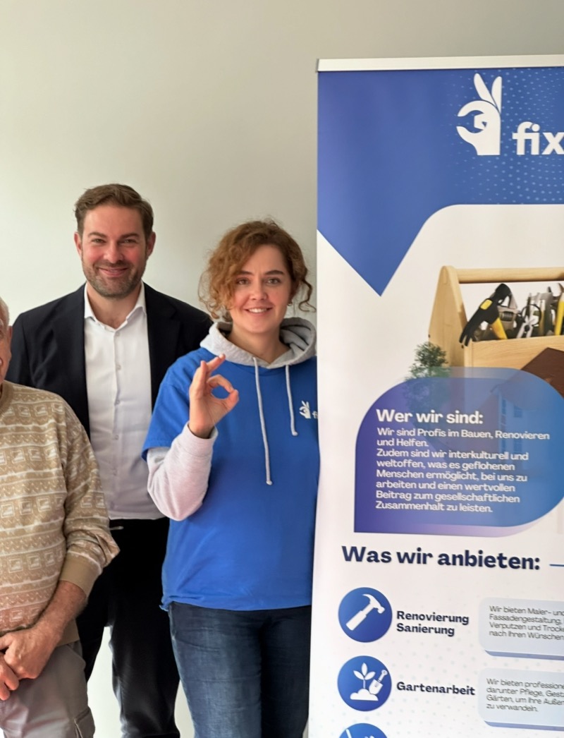 Waermedaemmverbundsystem WDVS — Daemmung und Schlussanstrich Fassade
