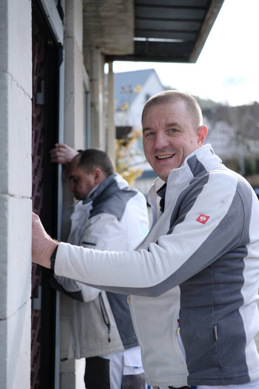Komplett-Renovierung Altbauwohnung Wiesbaden — Innenanstrich durch Fixhands