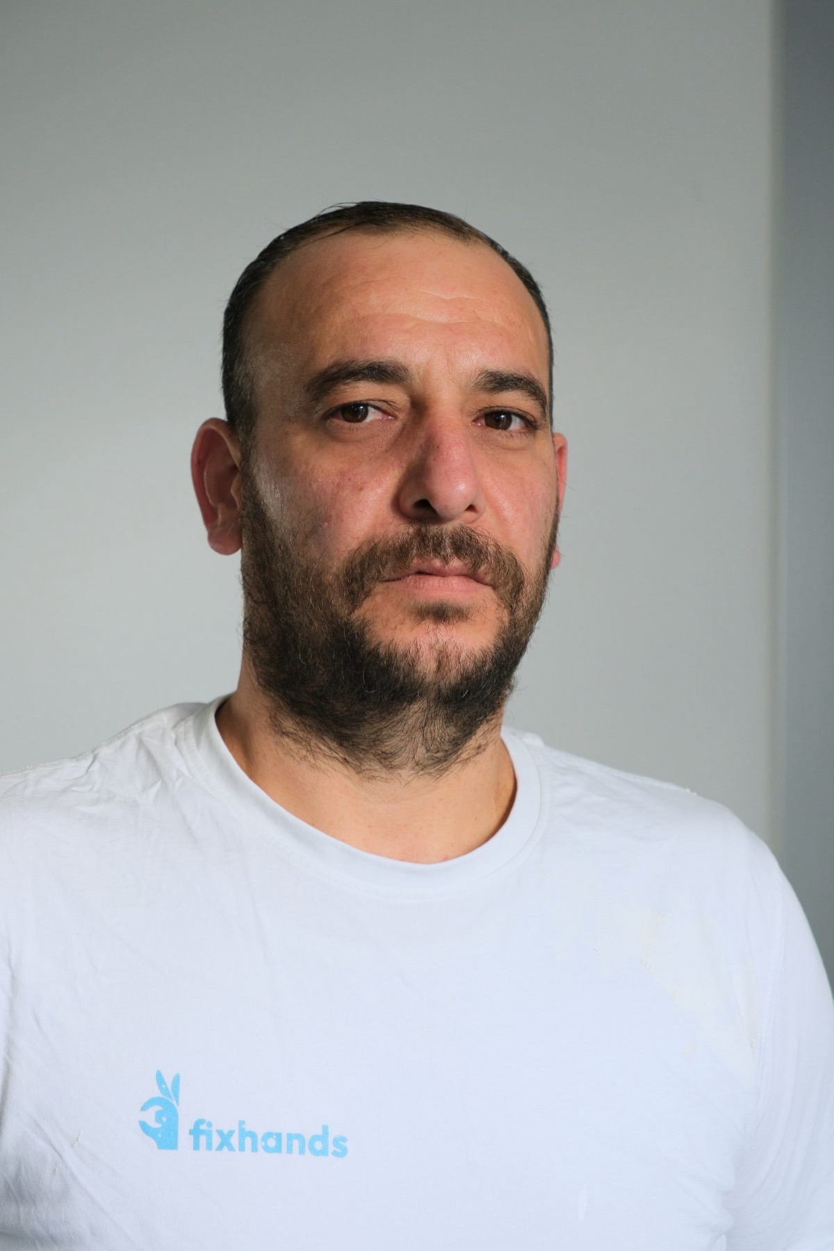 Zuher Aldekh, Maler und Geselle bei Fixhands